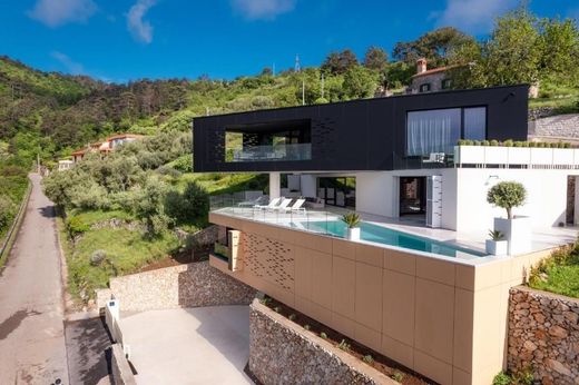 빌라 / Mošćenice, Mošćenička Draga