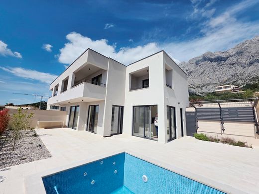 Villa à Veliko Brdo, Town of Makarska