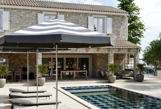 Willa w Buje, Grad Buje