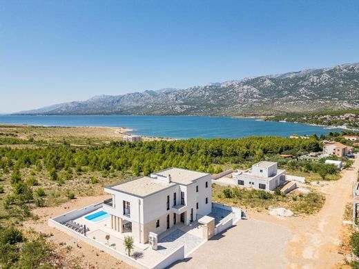 Villa a Karlobag, Lika-Senj
