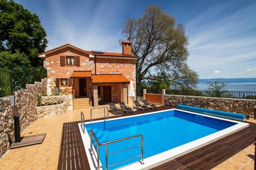 Villa in Brseč, Mošćenička Draga
