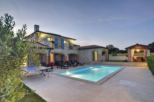Villa a Medulin, Istria