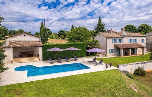 Villa in Pazin, Grad Pazin