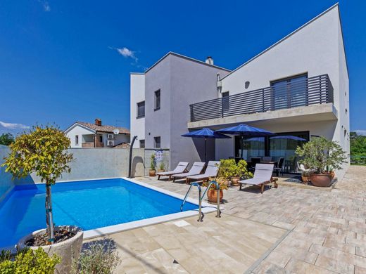 Villa à Poreč, Grad Poreč