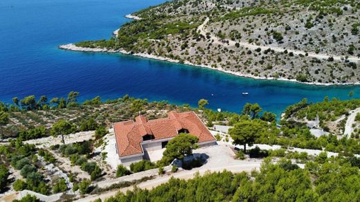 Villa en Brac, Split-Dalmatia