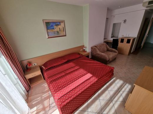 호텔 / Novi Vinodolski, Primorsko-Goranska