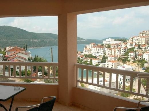 Hôtel à Neum, Kanton 10