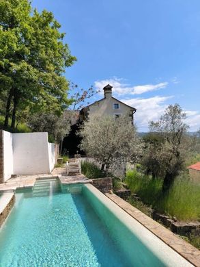 Villa a Montona, Motovun-Montona