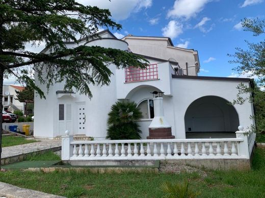 Villa à Krk, Grad Krk