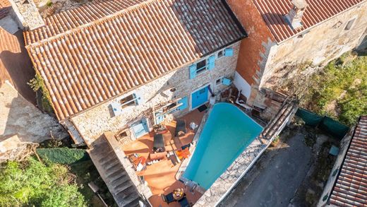 Вилла, Svetvinčenat, Istria