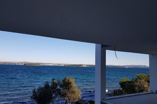 Villa in Pašman, Zadar