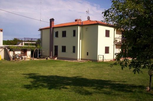 Villa in Brtonigla, Brtonigla-Verteneglio