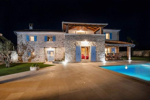 Villa a Krmed, Istria