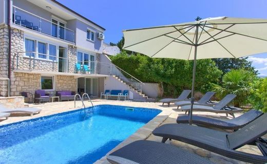 ‏וילה ב  Novi Vinodolski, Primorsko-Goranska