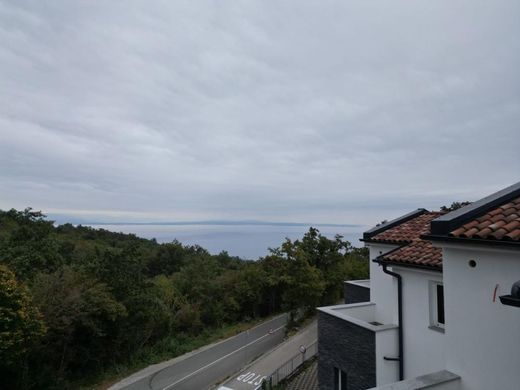 Villa in Poljane, Grad Opatija