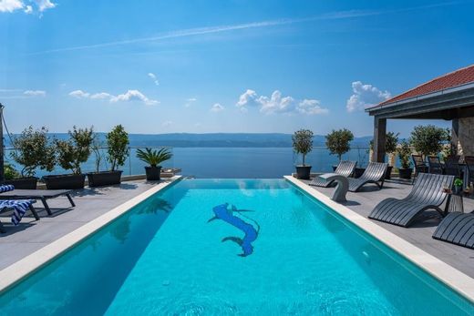 Villa in Omiš, Grad Omiš