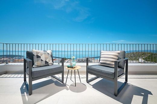 Willa w Makarska, Town of Makarska