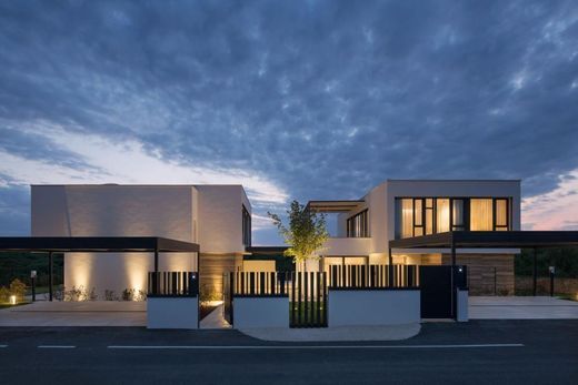 Villa en Bale, Bale-Valle