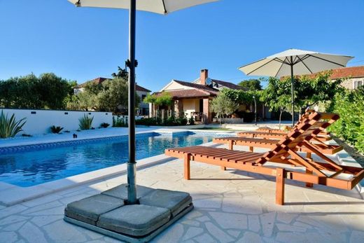 Villa in Debeljak, Sukošan