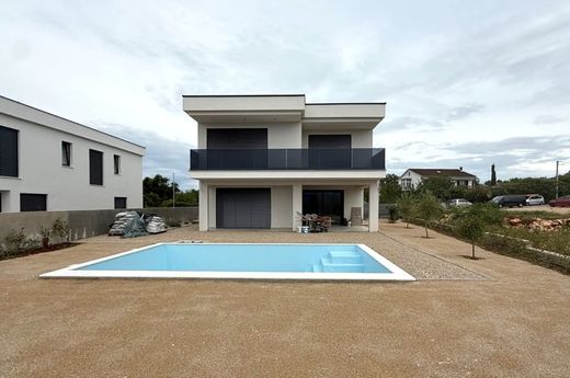 Villa à Krk, Grad Krk