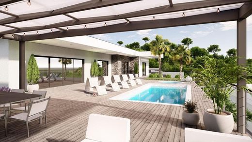 Villa Crikvenica, Grad Crikvenica