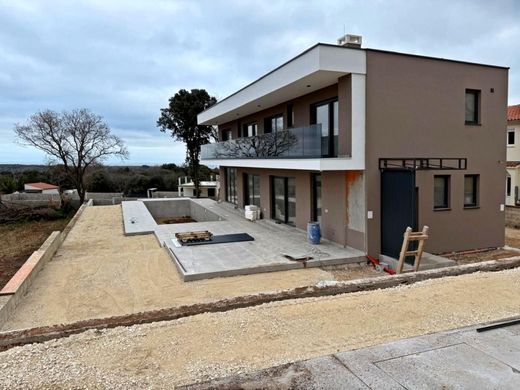 Villa en Ližnjan, Ližnjan-Lisignano