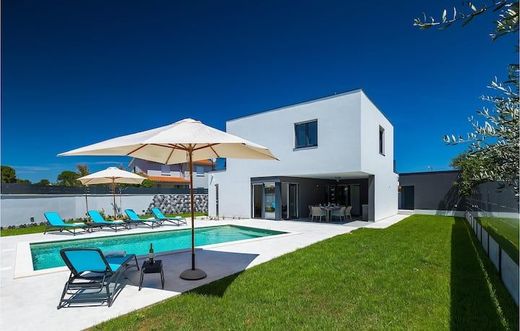 ‏וילה ב  Škatari, Istria