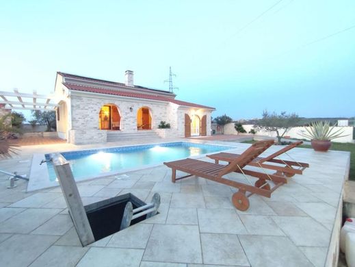 Villa in Brtonigla, Brtonigla-Verteneglio