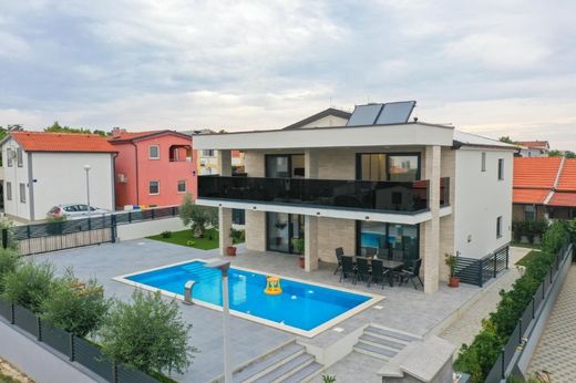 Villa in Kaštelina, Zadar