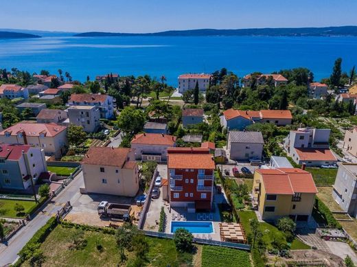 Hotel in Kaštel Lukšić, Kaštela