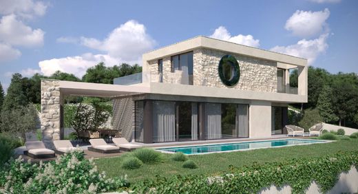 Villa a Rabac, Grad Labin