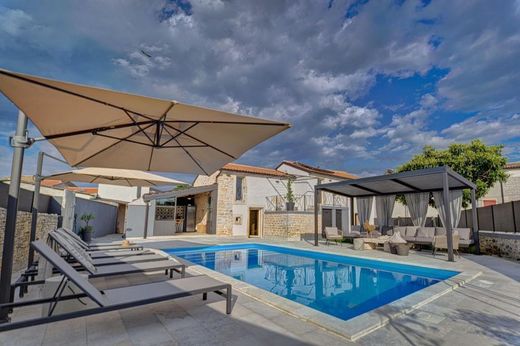 Villa in Kanfanar, Istria