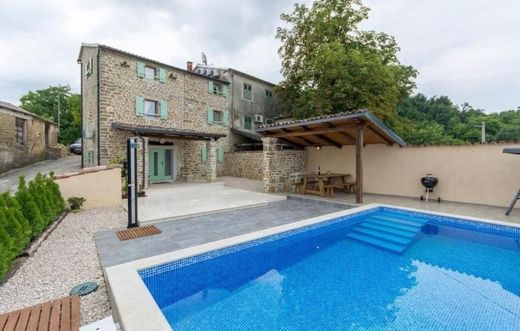 Villa in Motovun, Motovun-Montona