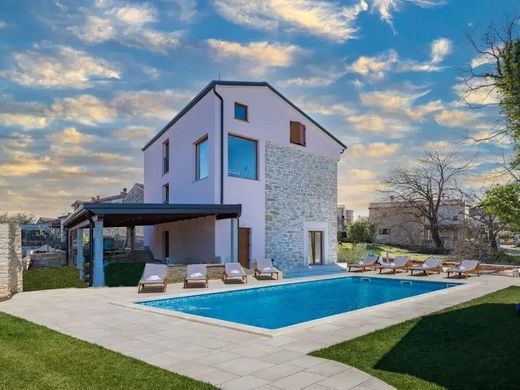 Villa in Umag, Grad Umag