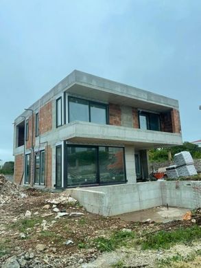 Villa a Banjole, Medulin