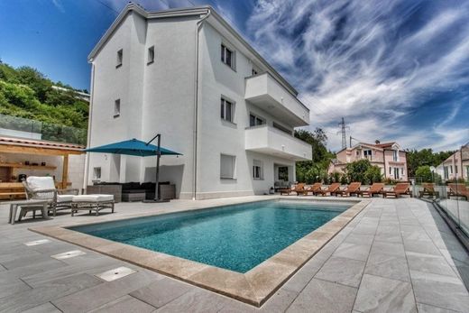 Βίλα σε Matulji, Primorsko-Goranska