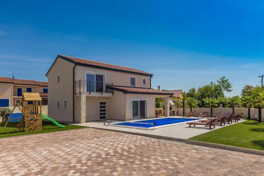 Villa a Kras, Dobrinj