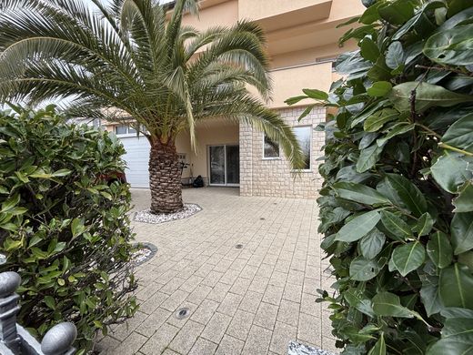 Hôtel à Jadranovo, Grad Crikvenica