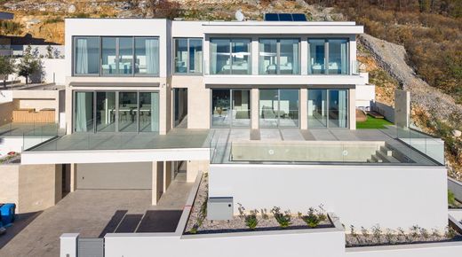Villa à Dugi Rat, Dugi Rat Općina