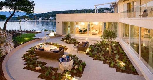 Villa in Brac, Split-Dalmatia