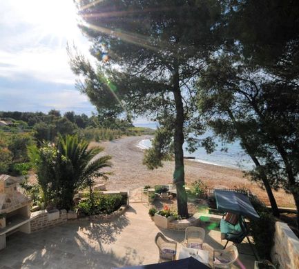 Villa in Supetar, Grad Supetar