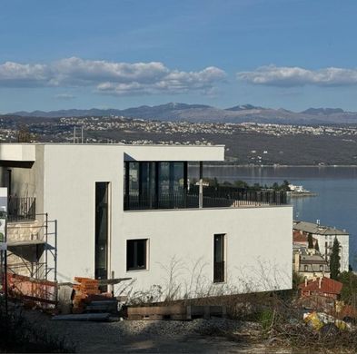 Villa en Opatija, Grad Opatija