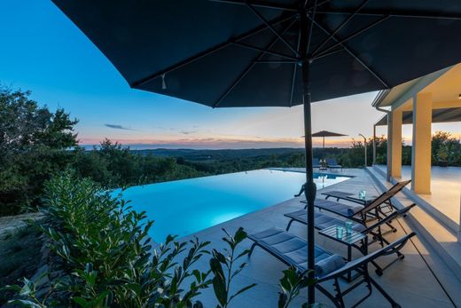 Villa in Motovun, Motovun-Montona