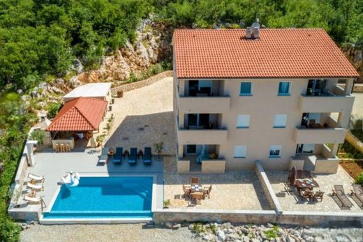 Hotel - Klimno, Dobrinj