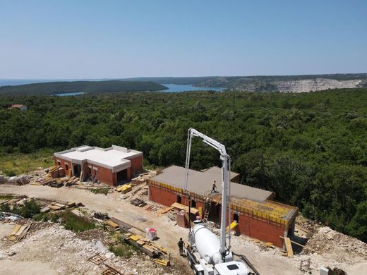 Villa - Raša, Istria