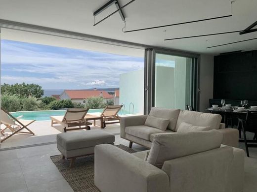 Villa a Krk, Grad Krk