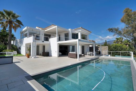 Villa a Nueva Andalucia, Málaga