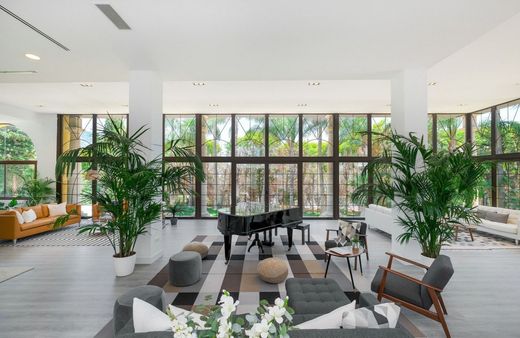 Villa in Nueva Andalucia, Provincia de Málaga