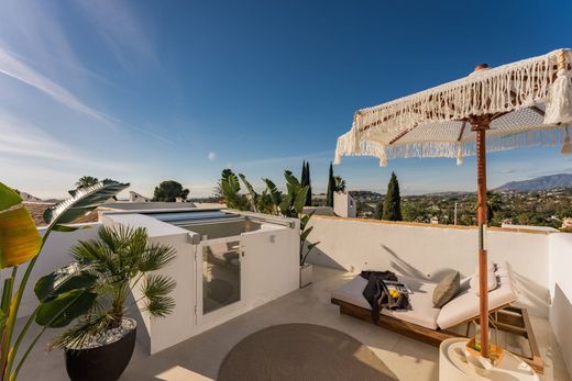 Townhouse in Nueva Andalucia, Malaga