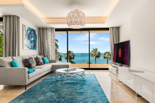 Penthouse in Estepona, Malaga
